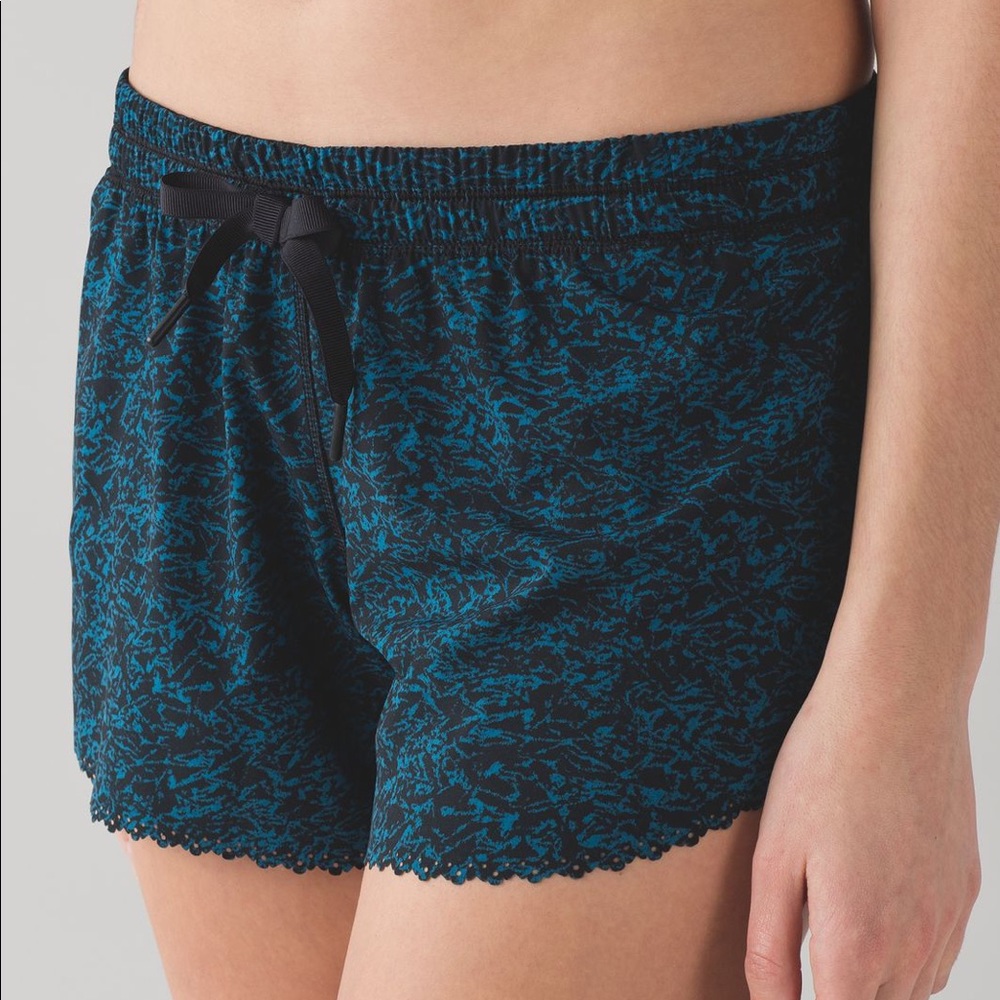 Lululemon Hit It Short